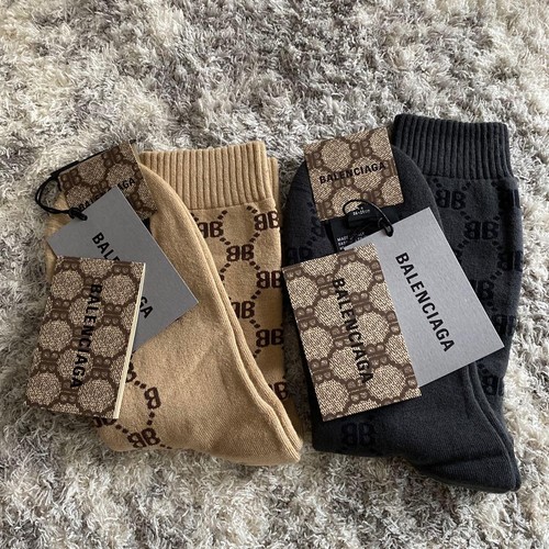 Balenciaga calze monogram - balenciaga,